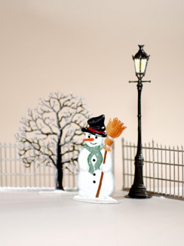 Snowman in the Park Christmas Pewter Wilhelm Schweizer