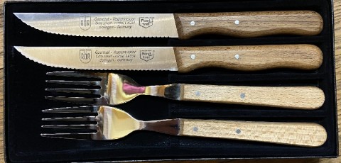 Original Buckelsmesser Steak Knife and Fork Gift Set 4 piece set