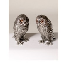 TEMPORARILY OUT OF STOCK <BR><BR> Vagabond House Salt & Pepper Shakers 