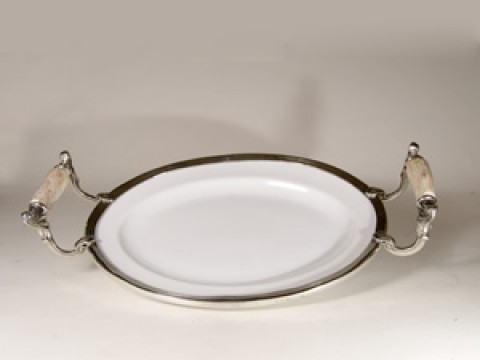 TEMPORARILY OUT OF STOCK <BR><BR> Vagabond House  Serving Plate 