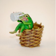 TEMPORARILY OUT OF STOCK <BR><BR>  Vienna Bronze 'Frog Drinking' 