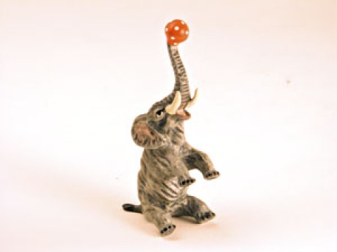 TEMPORARILY OUT OF STOCK <BR><BR>  Vienna Bronze 'Elephant sitting with Ball' 