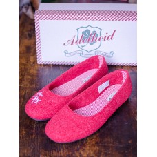 TEMPORARILY OUT OF STOCK Adelheid 'Edelweiss' Women's Slippers 