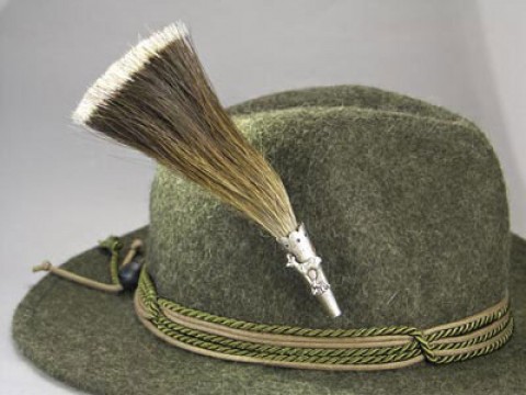 TEMPORARILY OUT OF STOCK - German  Mountain Goat Brush ' Hat Pin '