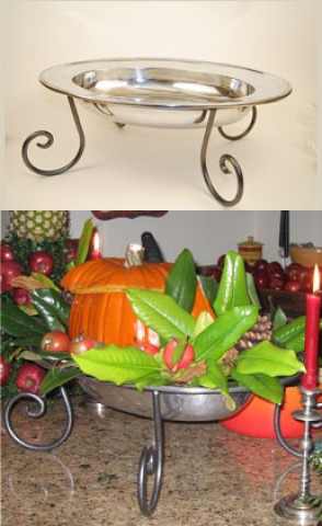 Williamsburg Pewter Bowl & Stand 